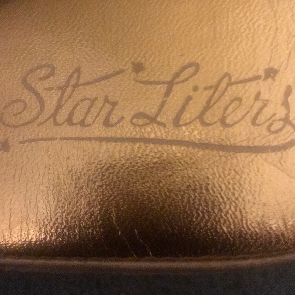 Shoes - Picture 3 of 8